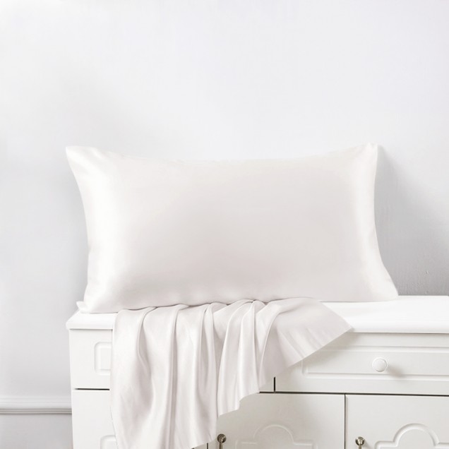 White Envelope 22 Momme Mulberry Silk Pillowcase UK for Sale